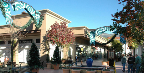 La Cumbre Plaza - before renovation